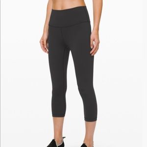 NEW Wunder Under 21” high rise crop in full-on luon Lululemon legging l